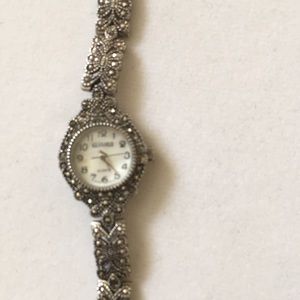 Kessaris stainless steel quartz watch EUC